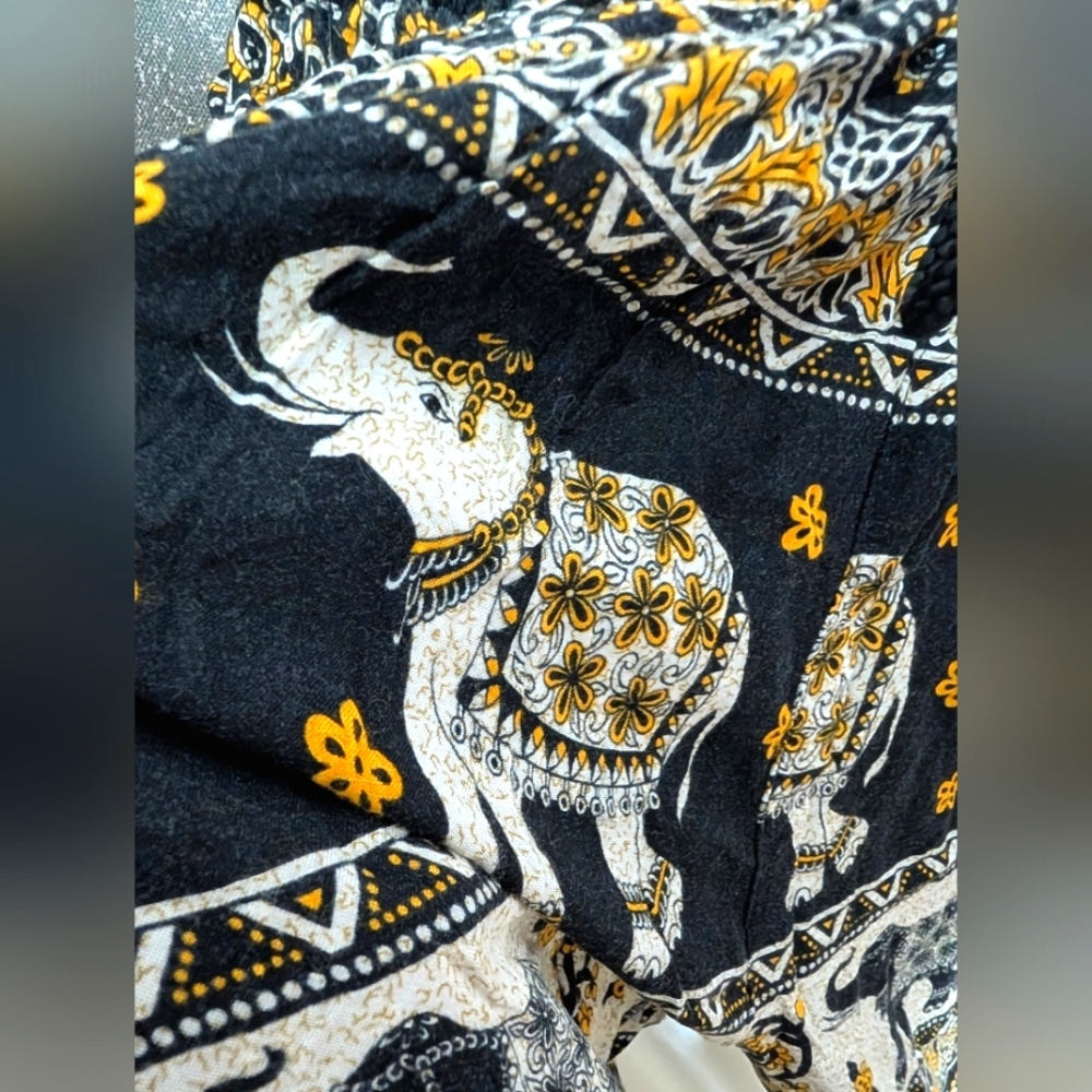 Earthbound Trading Co. elephant pants Size Large - Picture 5 of 10